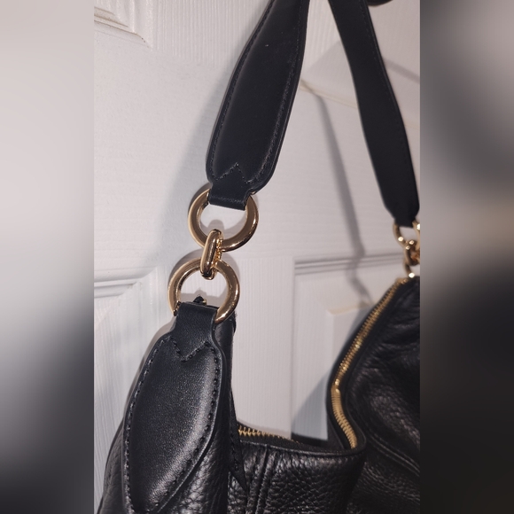 Michael Kors Shoulder Bag - Picture 12 of 13